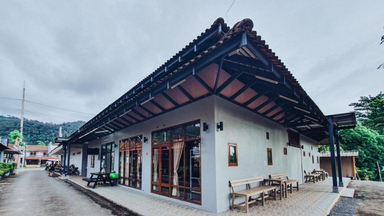 We Hostel Khaolak Као Лак Екстериор снимка
